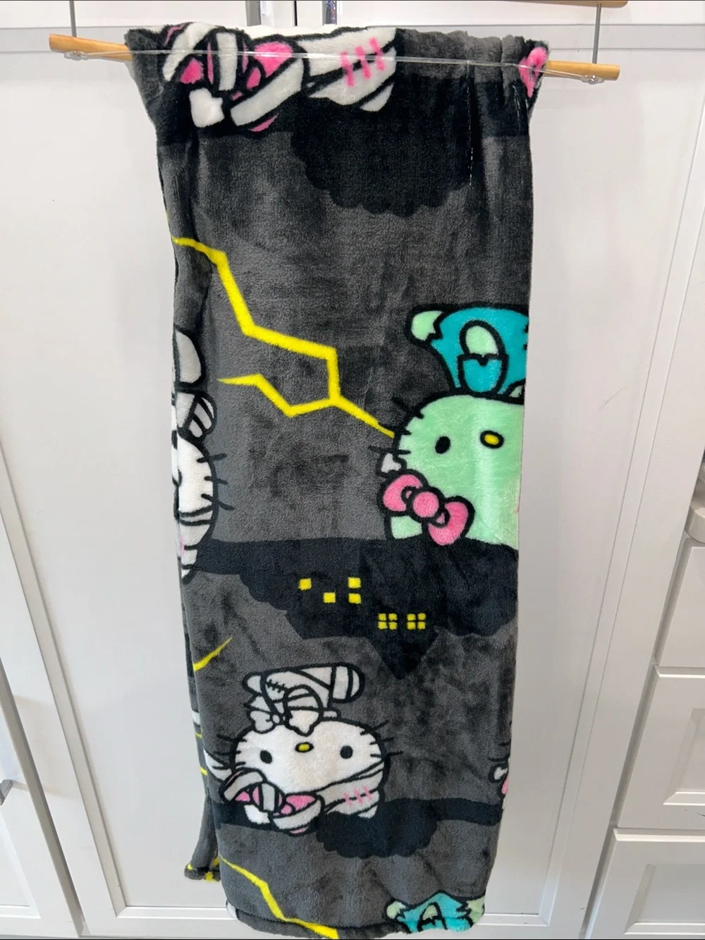 Hello Kitty Halloween Frankie Mummy Costume Plush Throw Blanket 50”x70”